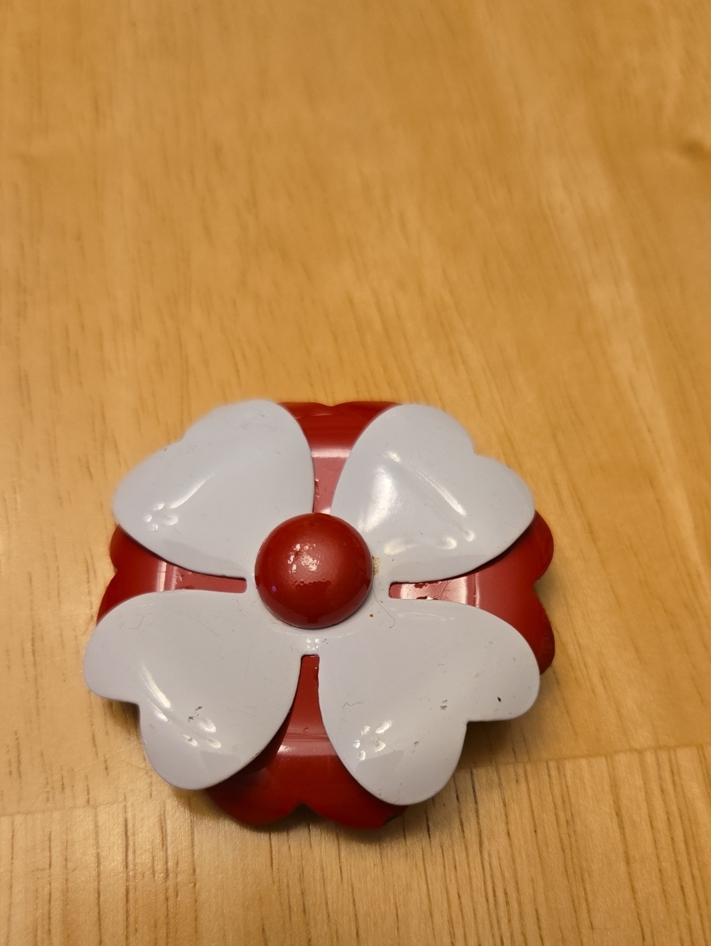 Red Flower Cabochon Pin with White Petals